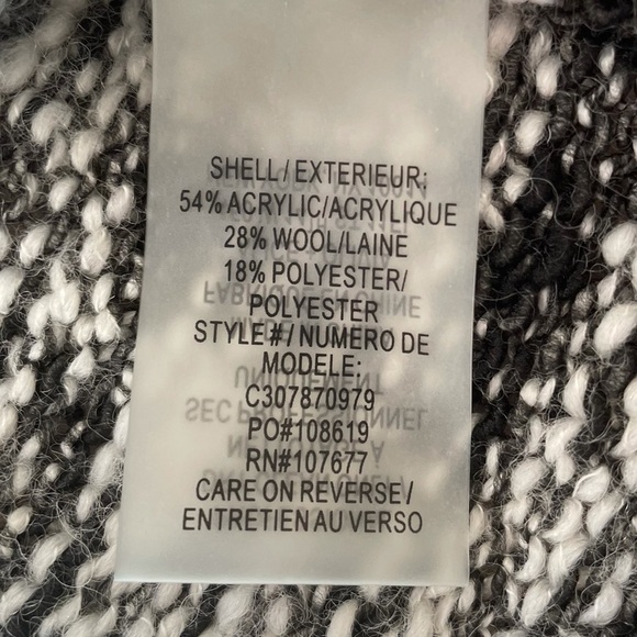 Alice and Olivia Crew Neck Sweater - Picture 5 of 7